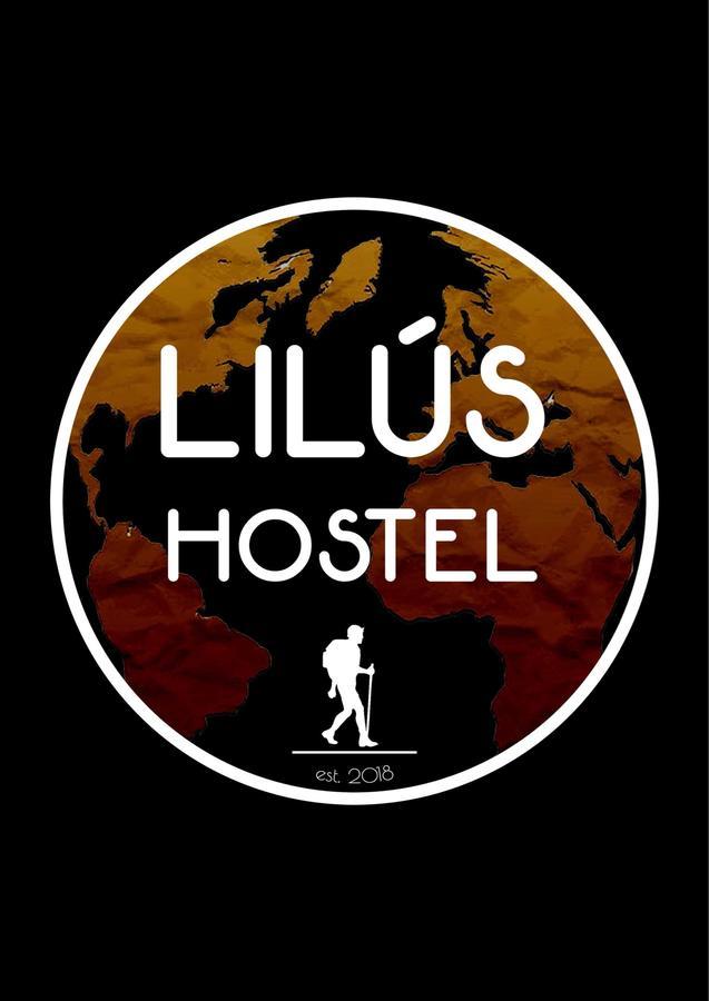 Lilus Hostel Batumi Exterior photo